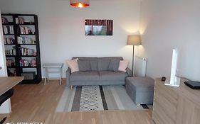 Superbe Appartement Avec Balcon Filant
